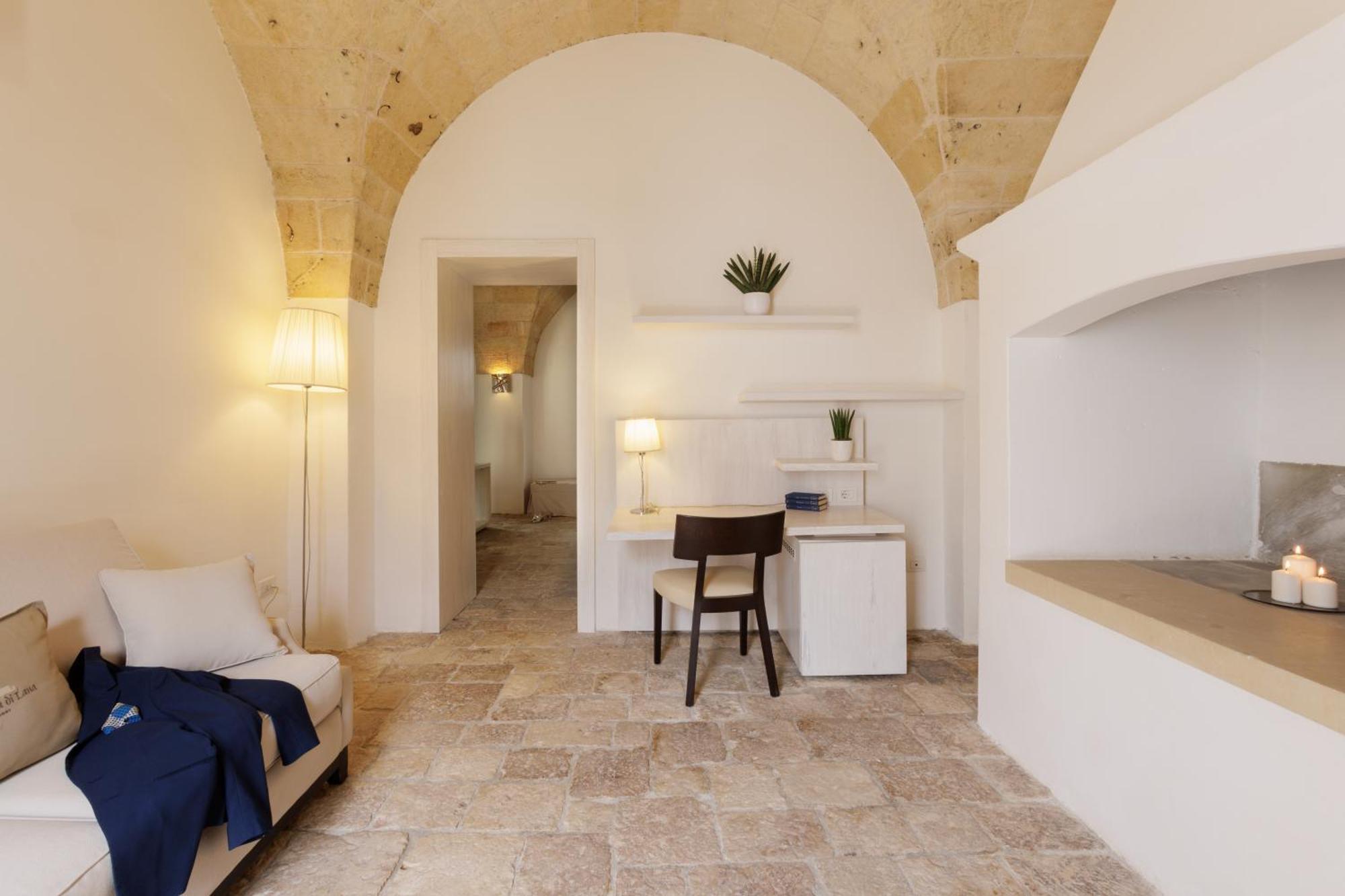 Masseria Corda Di Lana Hotel & Resort Torre Lapillo Chambre photo
