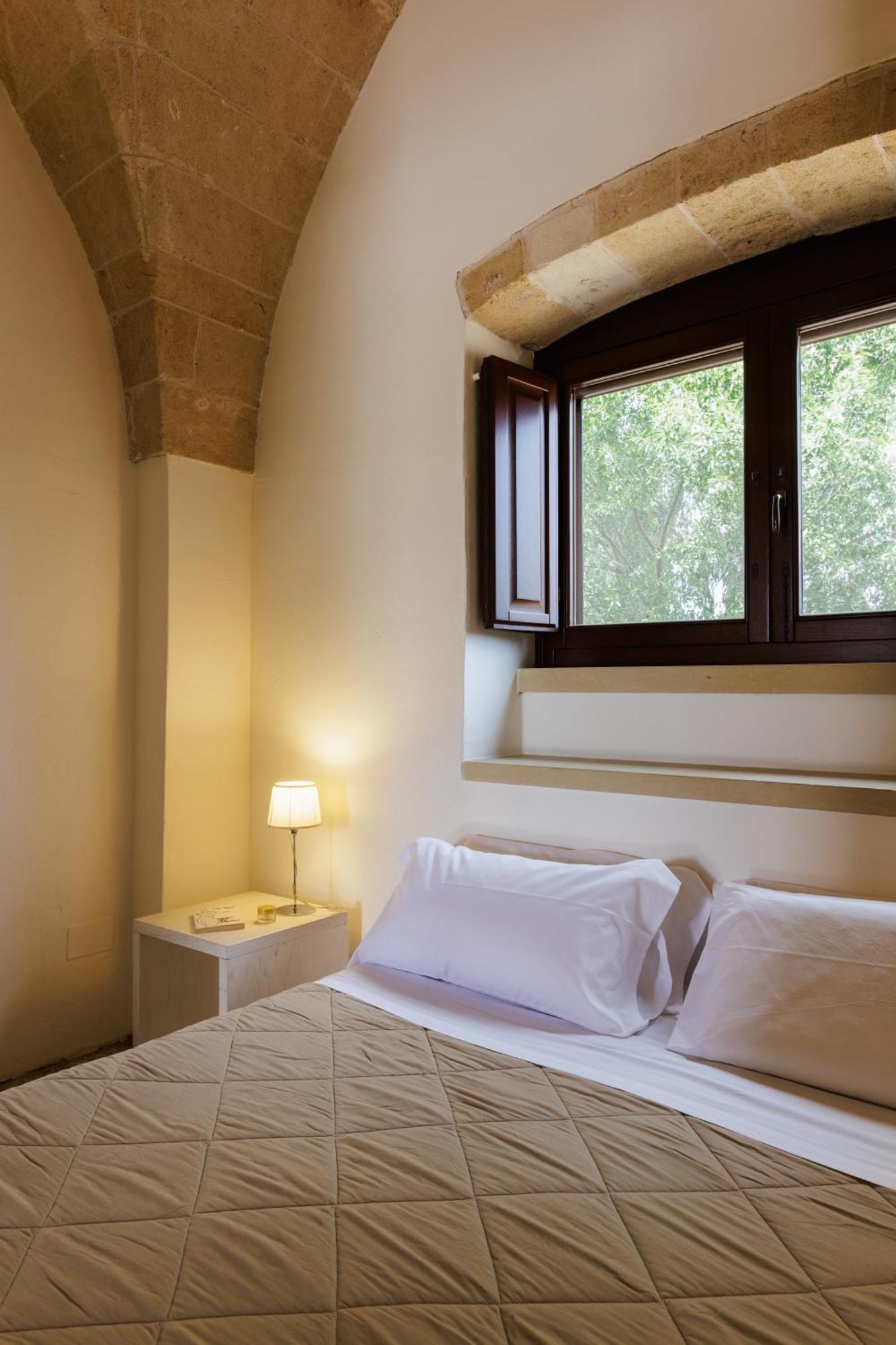 Masseria Corda Di Lana Hotel & Resort Torre Lapillo Chambre photo